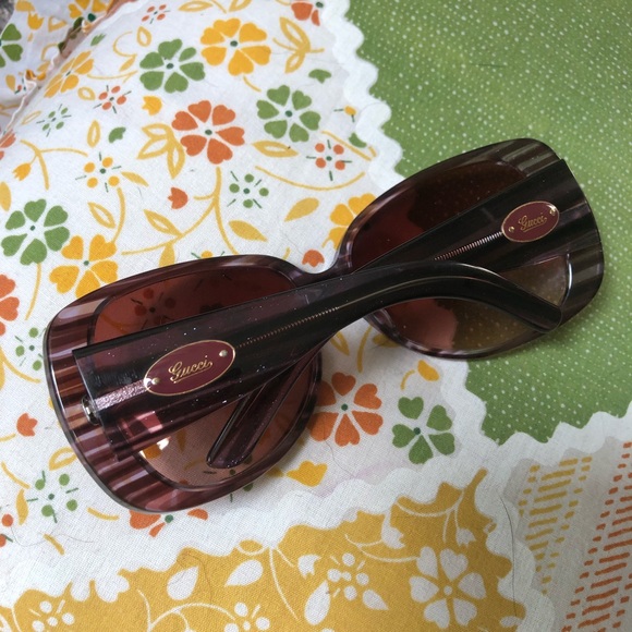 Vintage Gucci purple glitter sunglasses - Picture 7 of 7